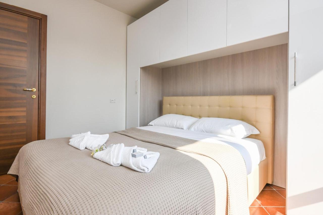 My Sirmione Beach Apartment Superior エクステリア 写真